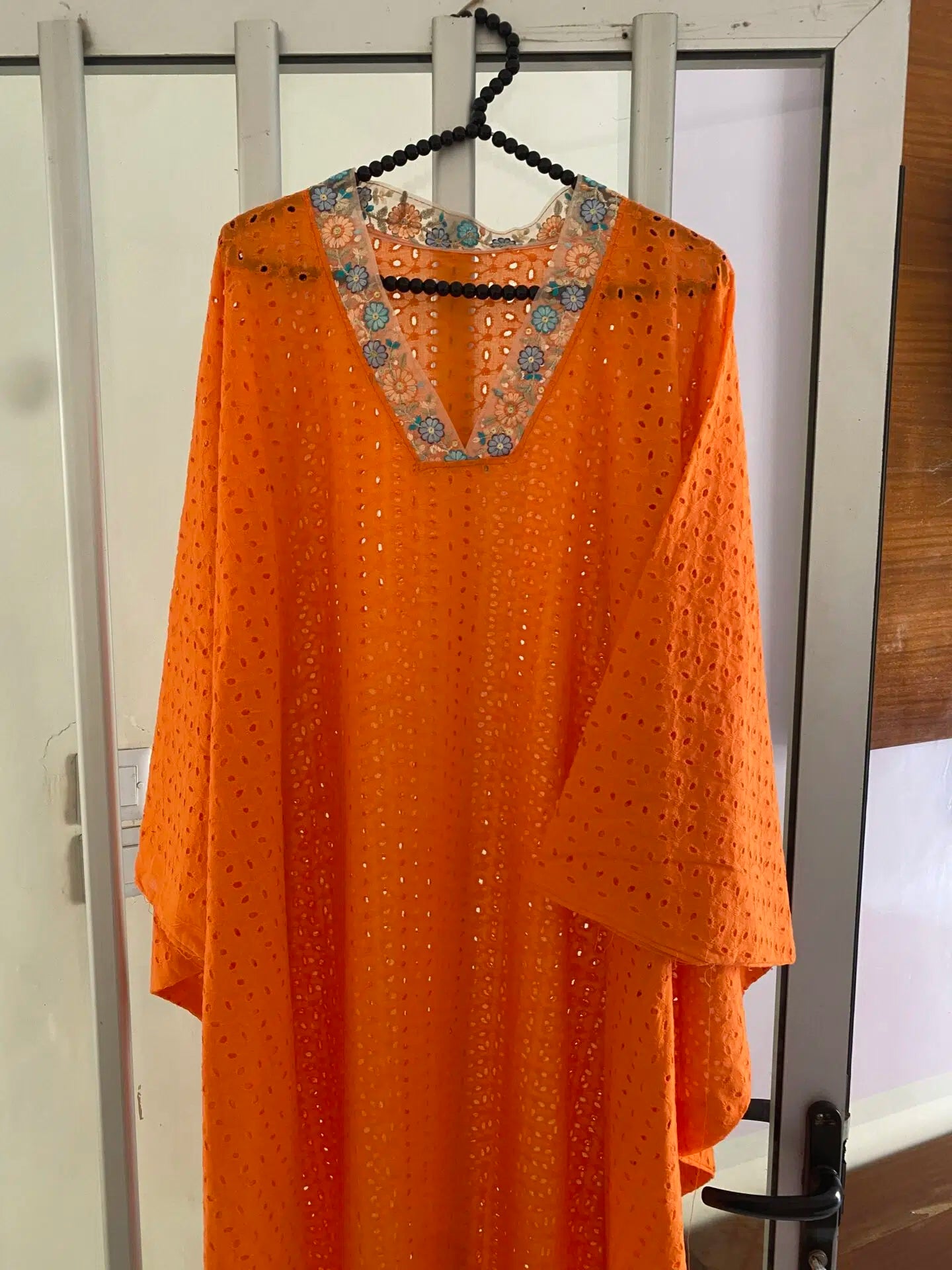 Robe orange femme longue chic en coton légère idéale pour lété
