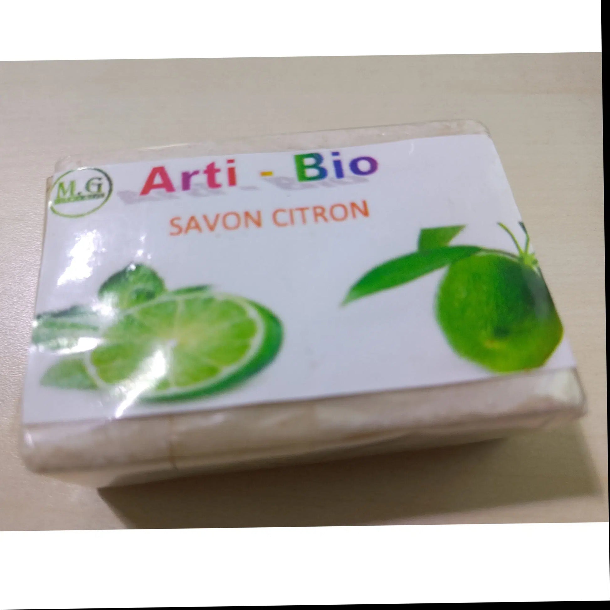 Savon citron nettoyant artisanal, purifiant et tonifiant citron, 50g