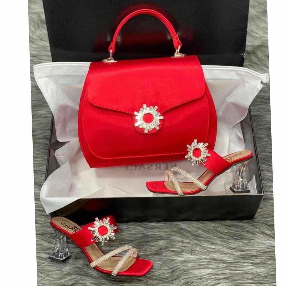 Ensemble veste garçon chic blanc noir rouge avec chaussures élégantes