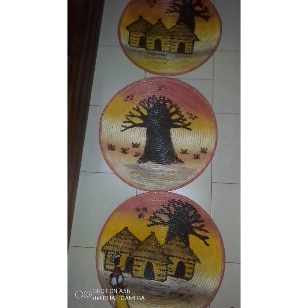 Plateau mural décoration africain artisanal en fibres naturelles, peint à la main Pack de 3