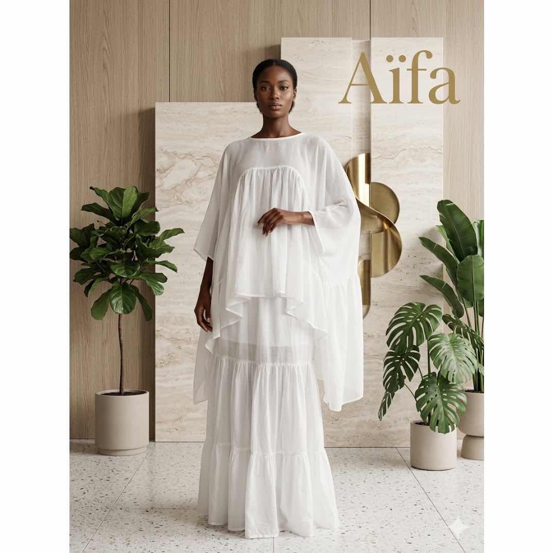 jupe blanche élégante avec haut assorti pour un style chic