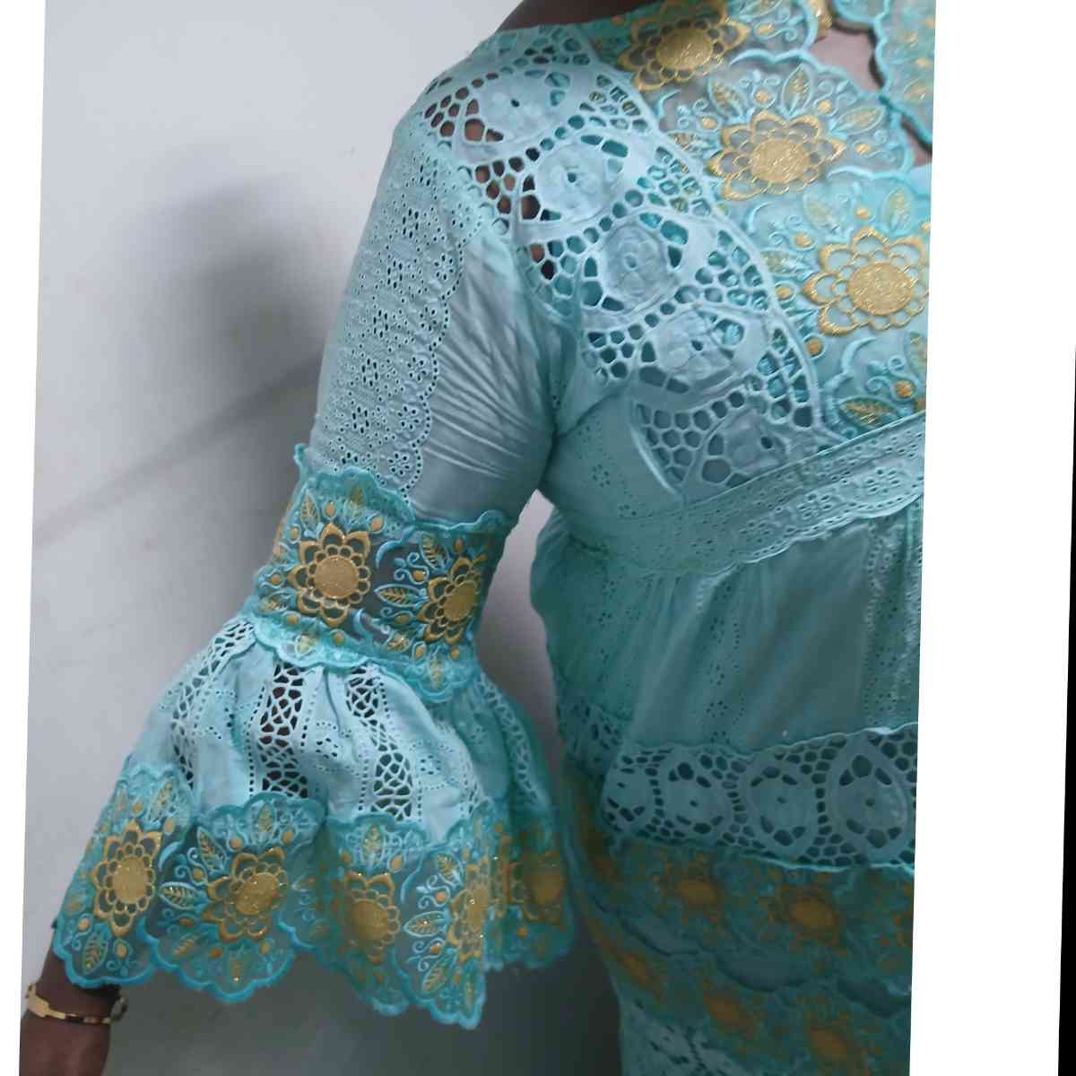 Robe longue dentelle femme brodée florale élégante manches longues multicolore