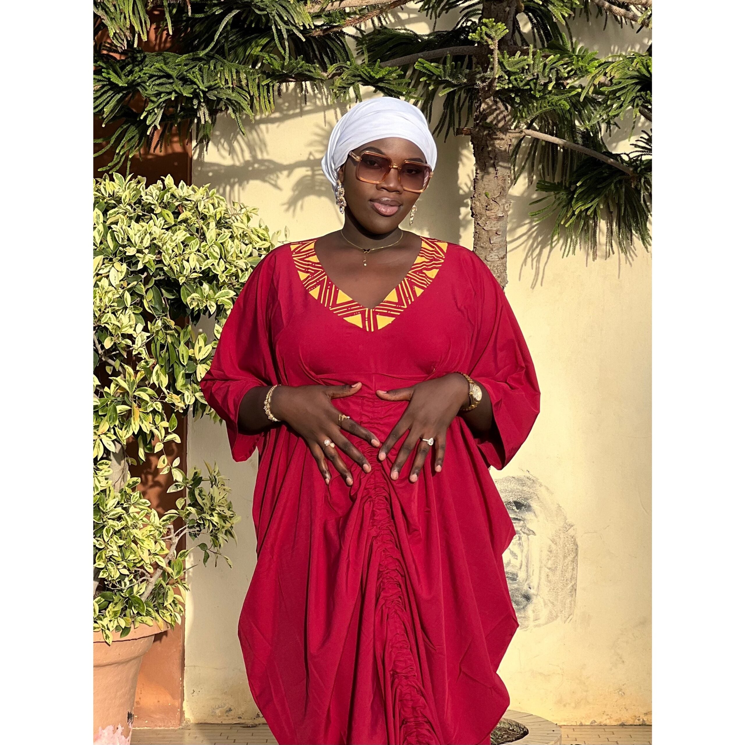 Tunique rouge femme artistique – Caftan élégant peint à la main