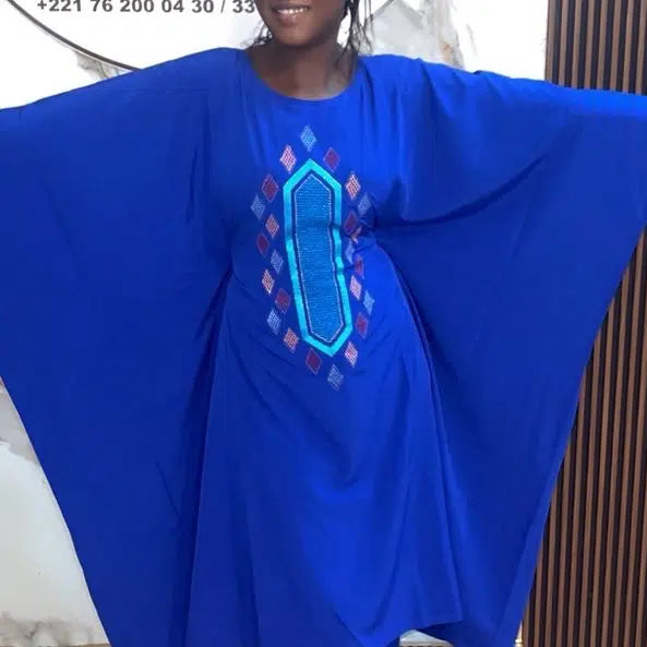 robe longue bleu roi chic et élégante pour un style unique