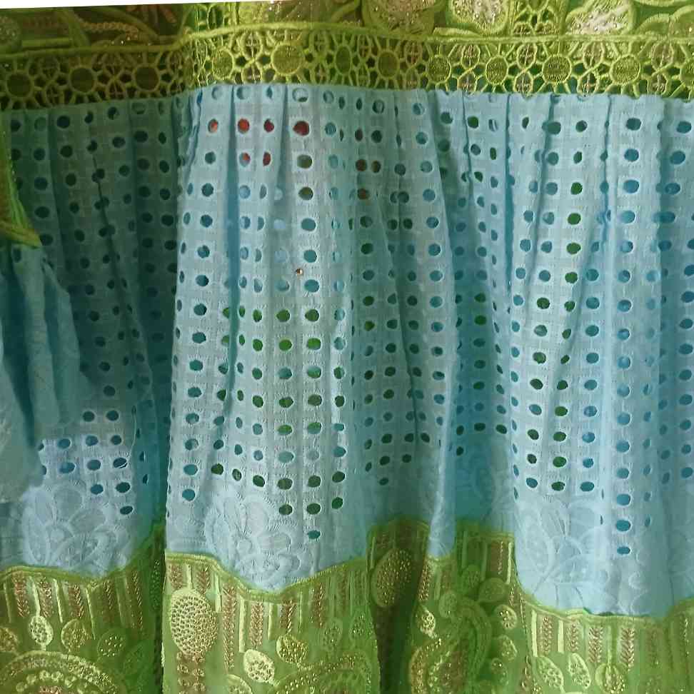 Robe bazin bleu femme brodée cérémonie, élégante bleu et vert grande taille