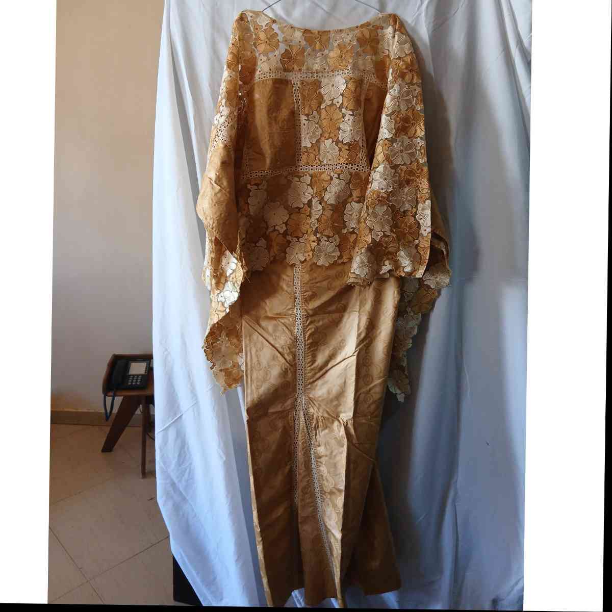 Ensemble geztner marron beige avec dentelle