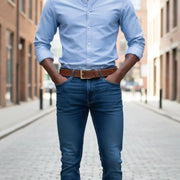 Ceinture cuir homme marron foncé élégante, boucle dorée, robuste et chic