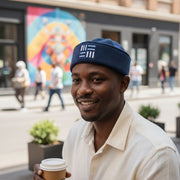 Chapeau togolais bleu Kantu en laine, bonnet brodé chic et moderne