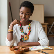 Collier artisanal multicolore en perles bois naturel, bijou bohème femme