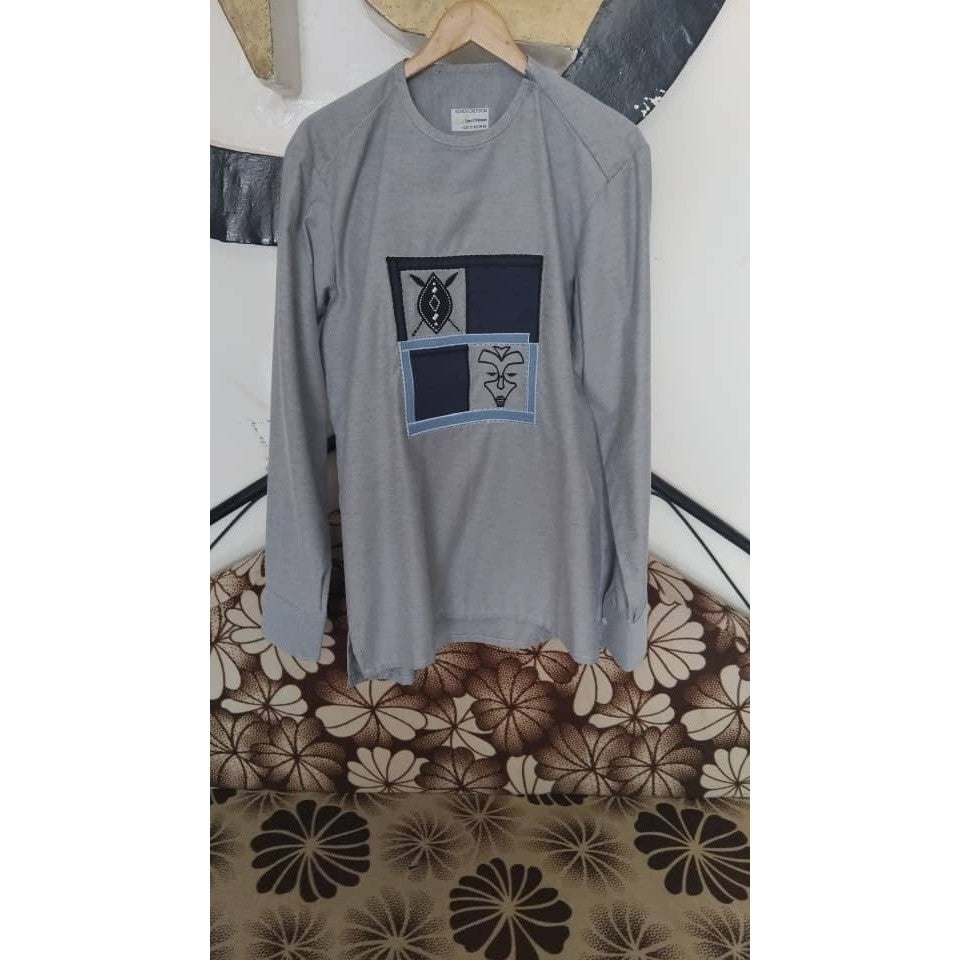 Chemise Grise Lin et Coton Patchwork - Élégance Ethnique Chic