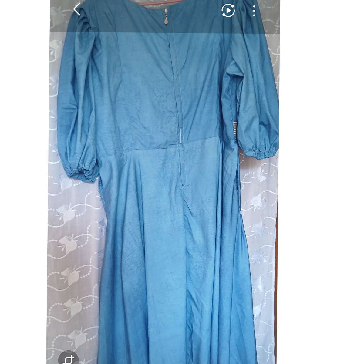 Robe coton ou soie avec garnitures