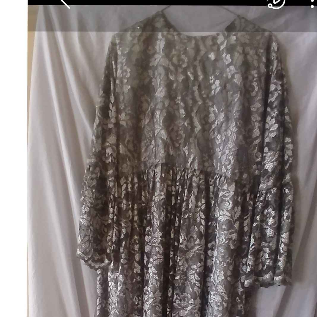 Robe dentelle femme élégante