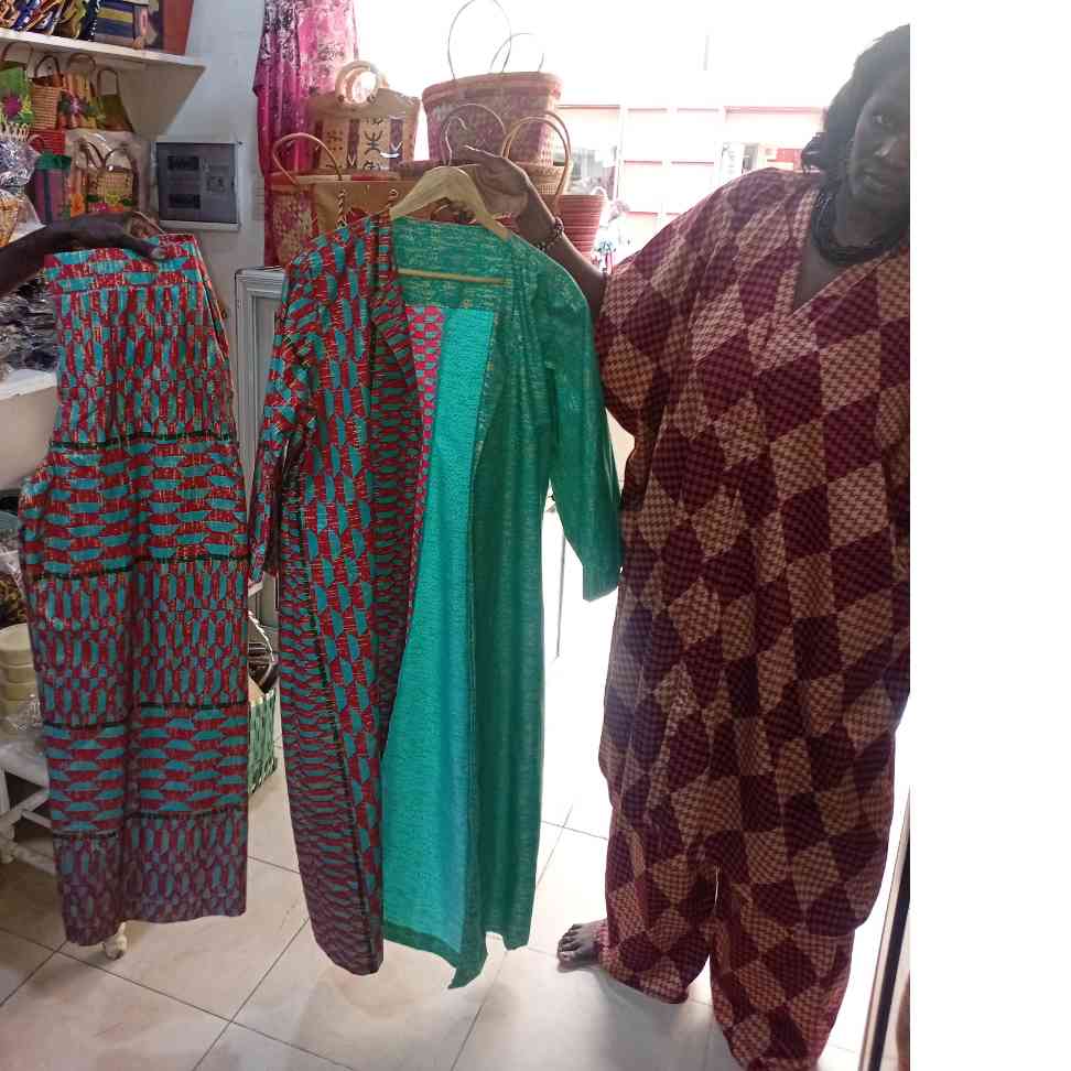 COLLECTION HYVER/Ensemble wax femme manteau et pantalon Kinte Gold élégant artisanal coton