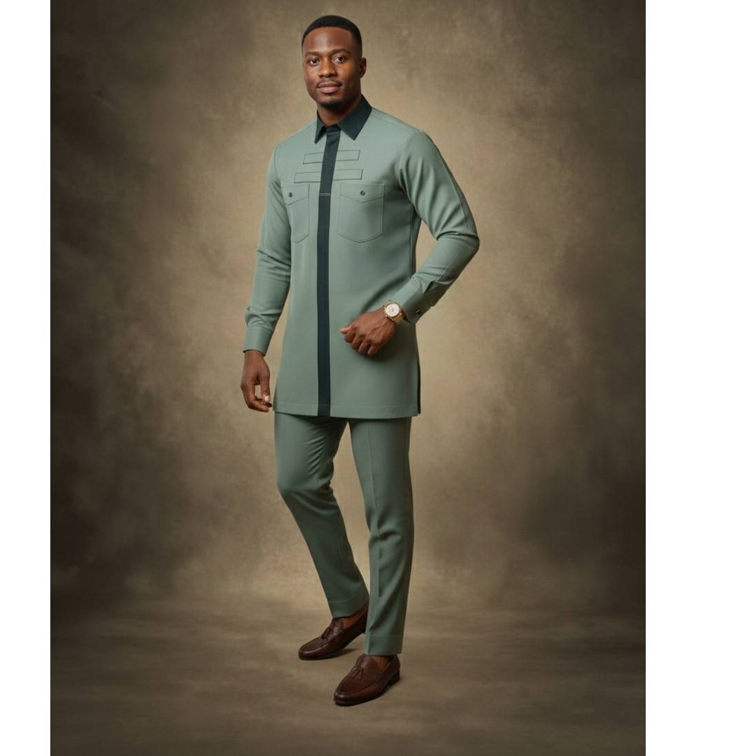 Ensemble costume homme vert sauge élégant coupe ajustée cérémonie chic