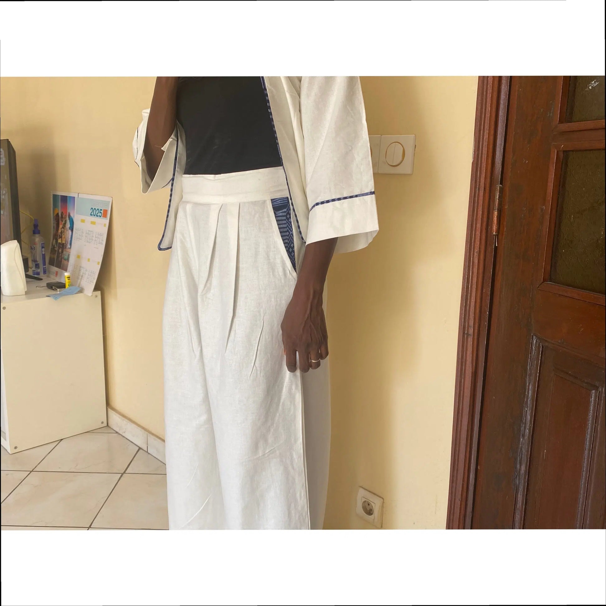 pantalon femme en lin blanc bleu
