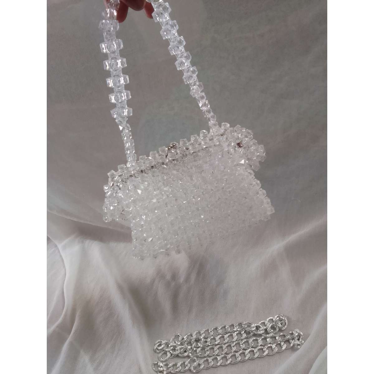 Sac en perle transparent blanc, sac à main chic avec chaîne argentée