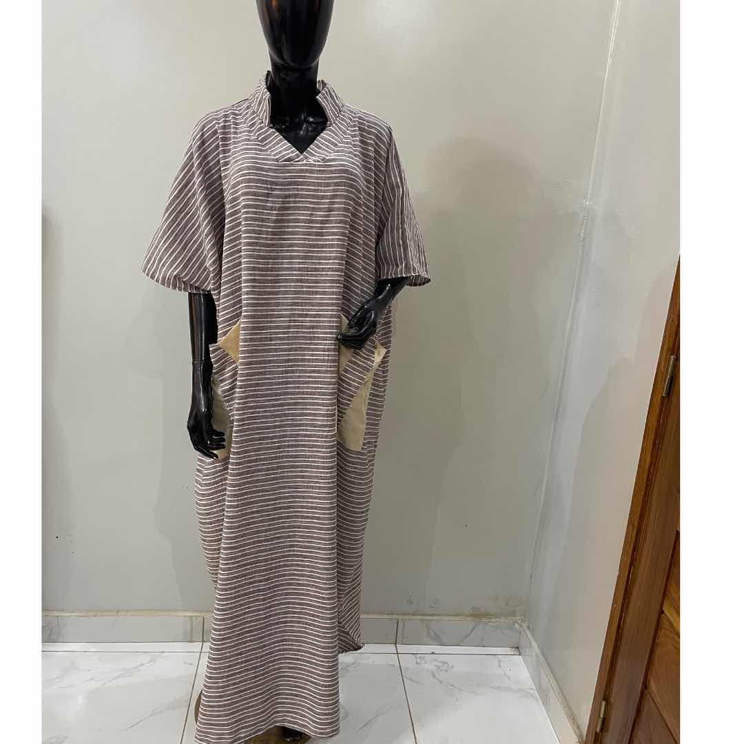 Tunique lin femme beige, ample col V, robe décontractée avec poches