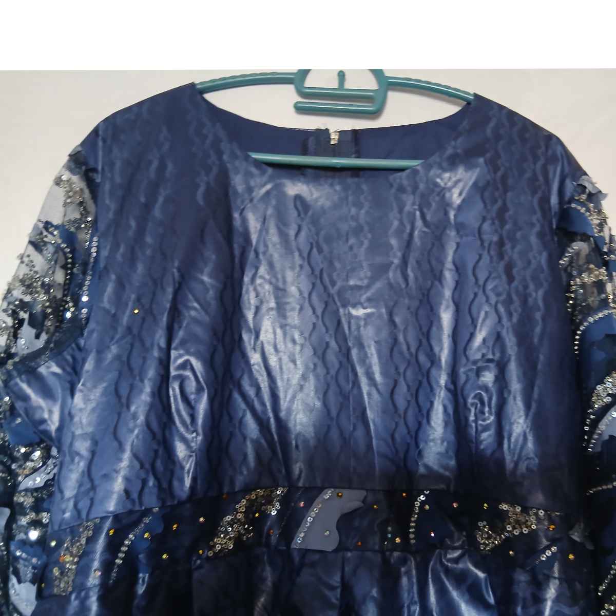 Ensemble Geztner dentelle bleu marine femme élégant soirée ou mariage