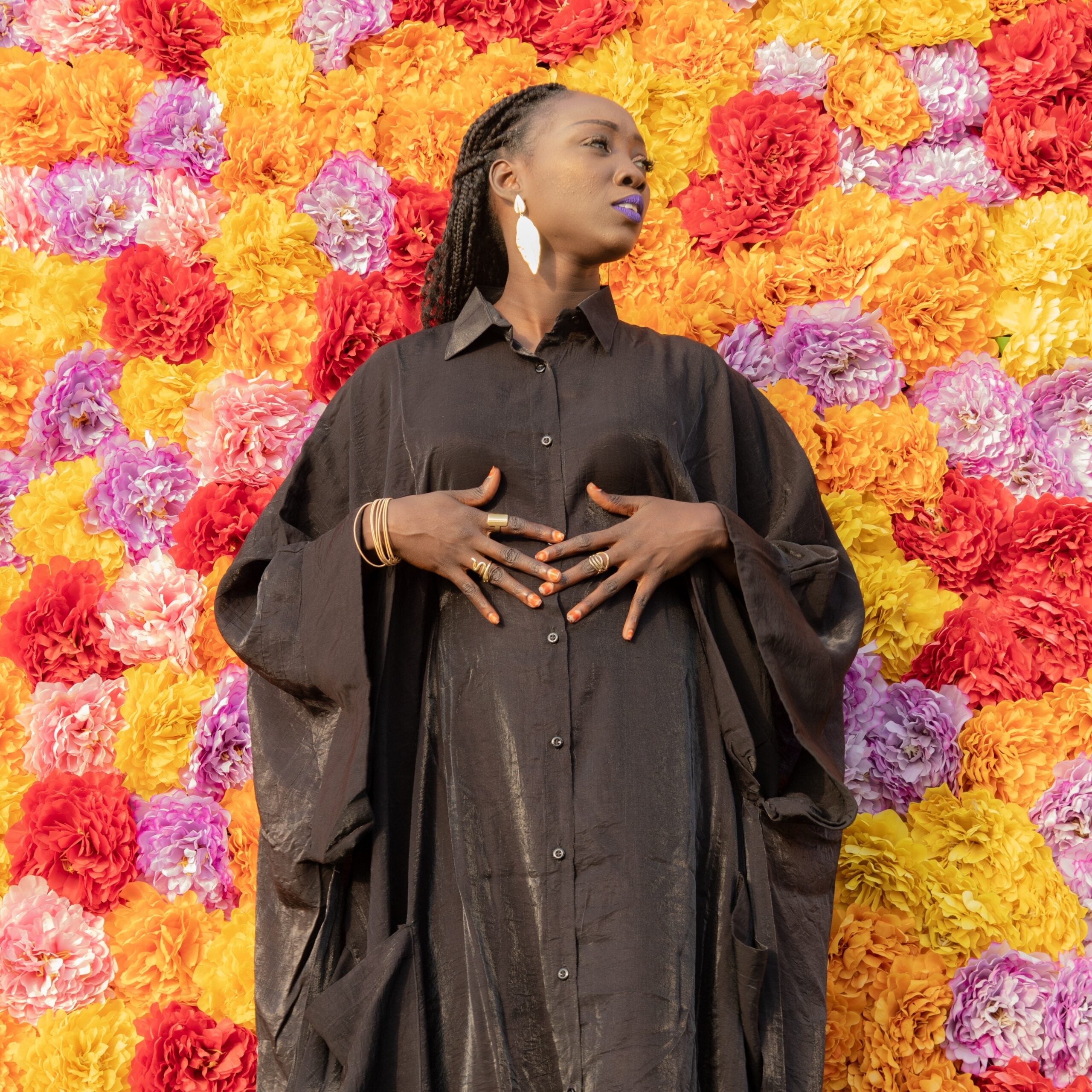 Robe Chemise Longue Chocolat Luxe Flow Élegance Contemporaine