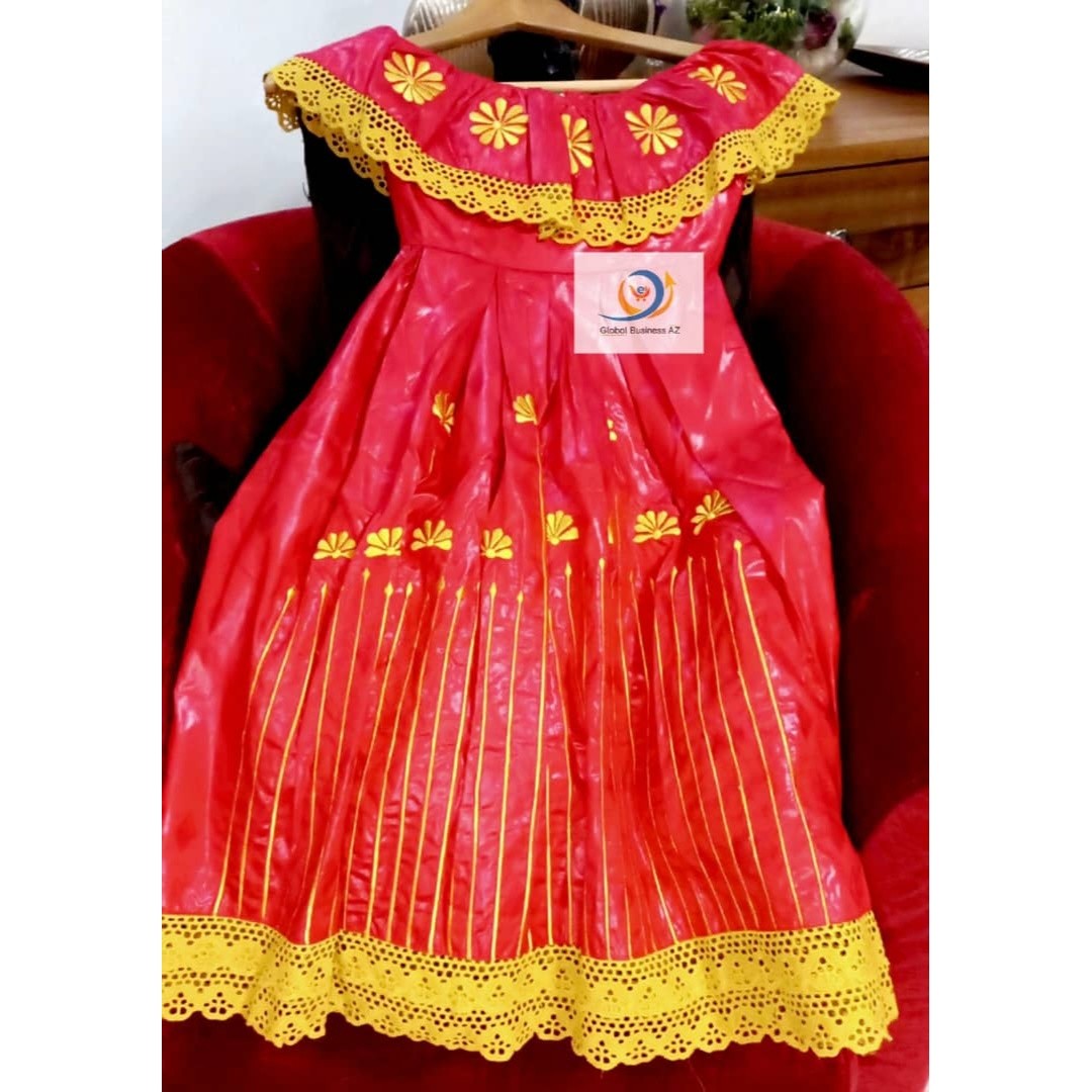 Robe fille cérémonie rouge brodée coton