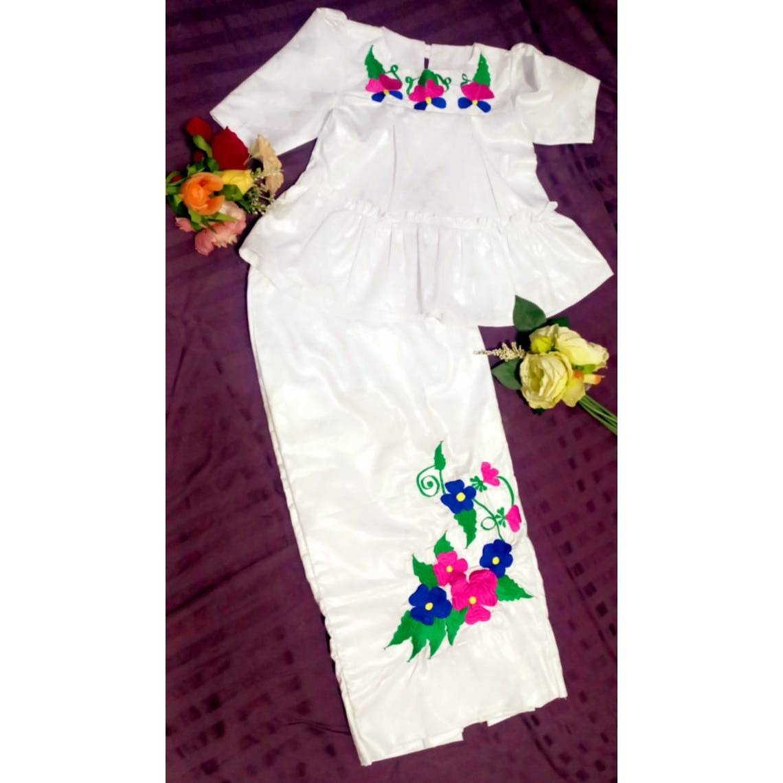 Ensemble cérémonie fille 9 ans blanc, jupe et haut floral chic élégant