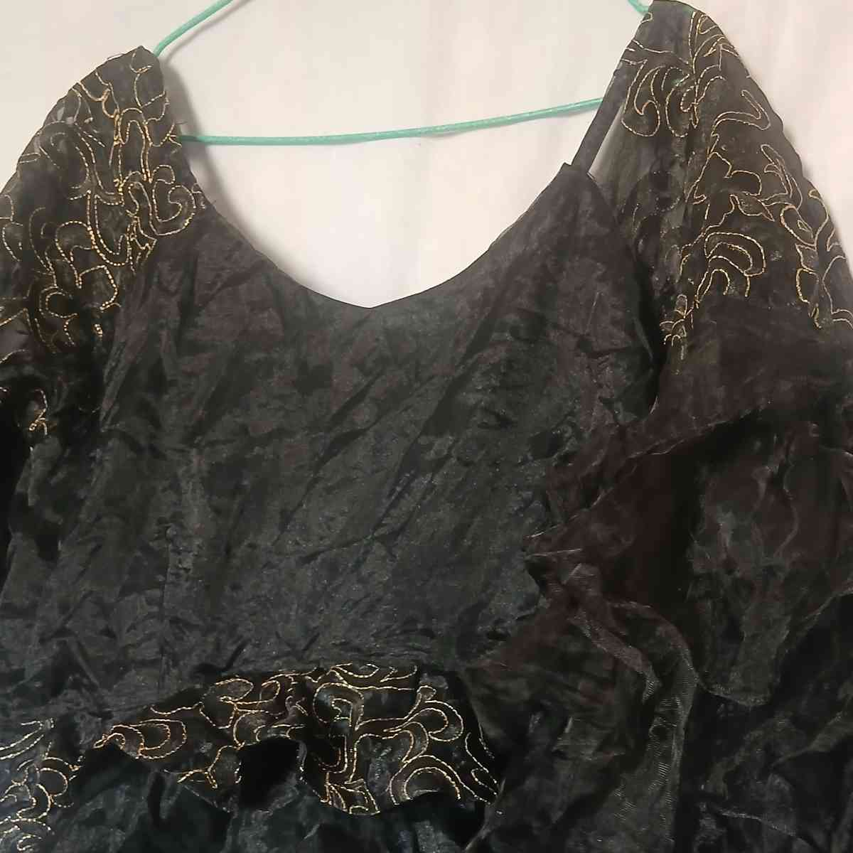 Ensemble femme dentelle tulle chic et organza élégant soirée ou cérémonie