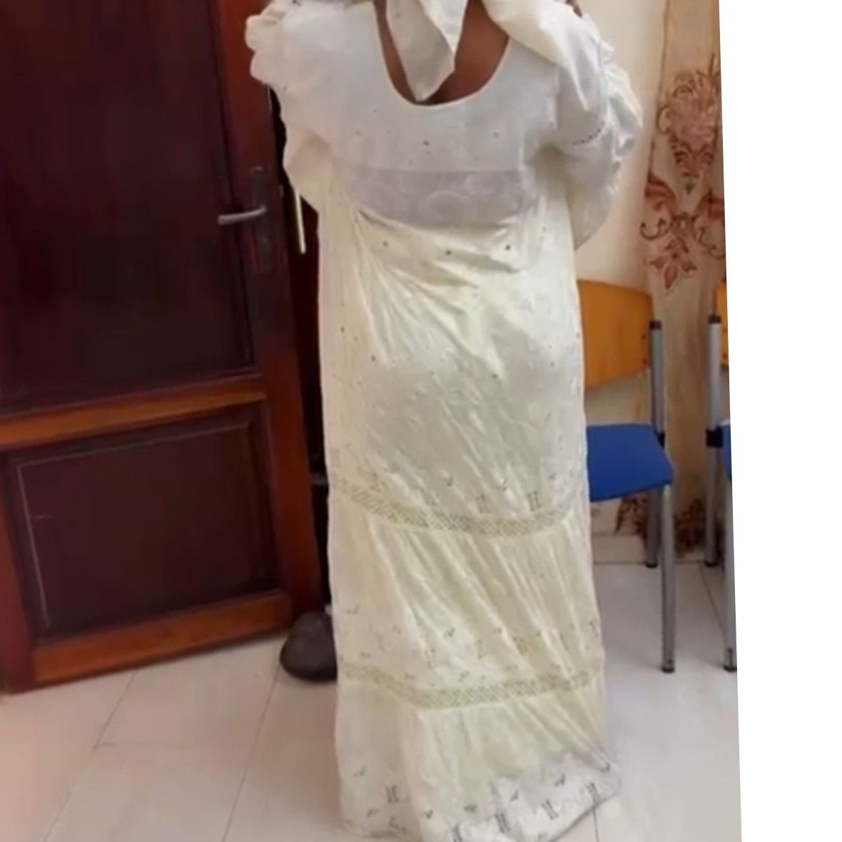 Robe brodée femme longue élégante coton blanc bohème chic été cérémonie
