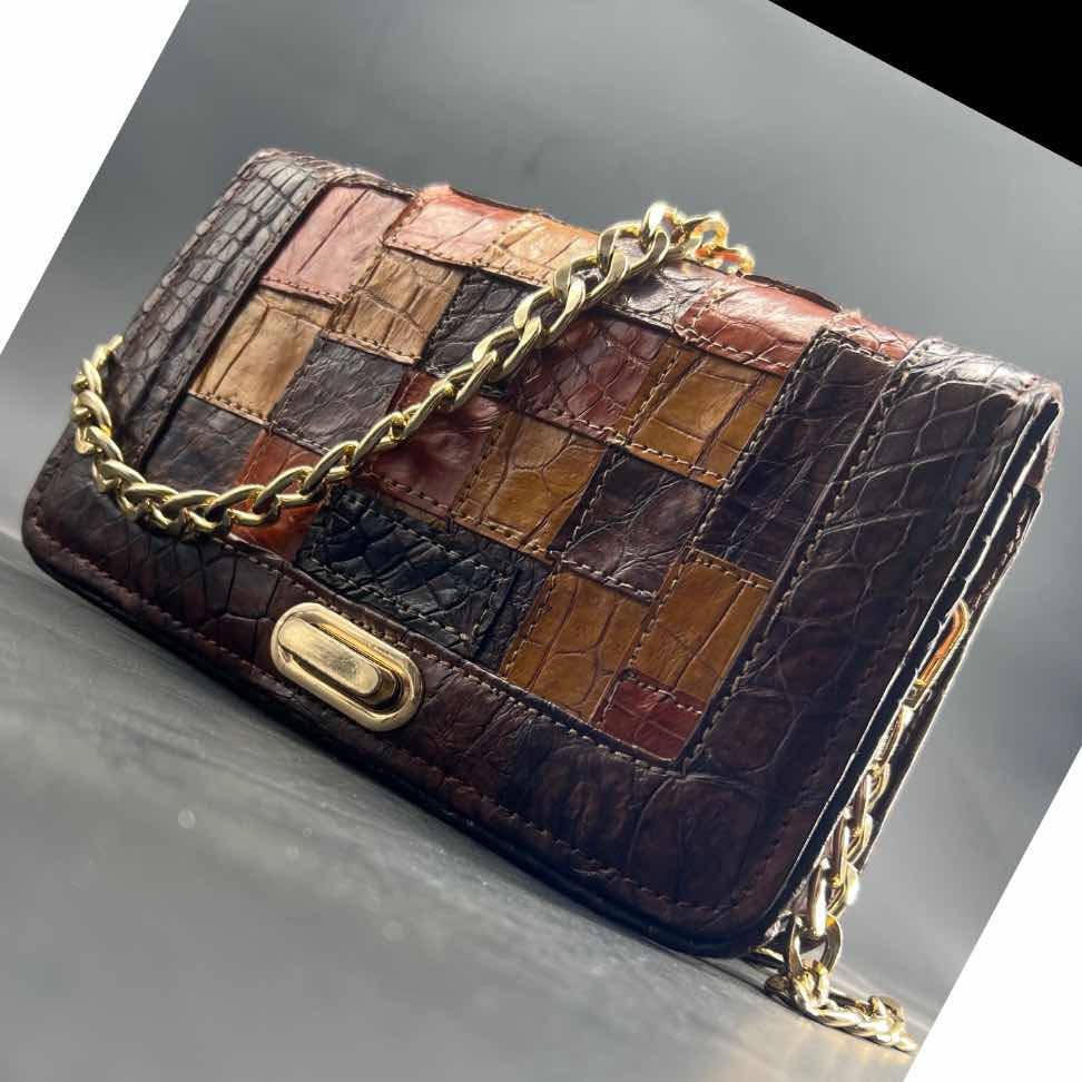 Sac à main cuir patchwork élégant, bandoulière chaîne dorée, style chic