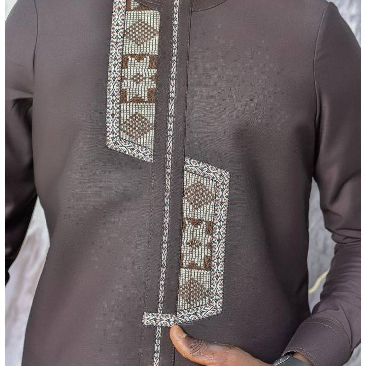 Costume africain homme 3 pièces noir élégant avec pagne tissé moderne