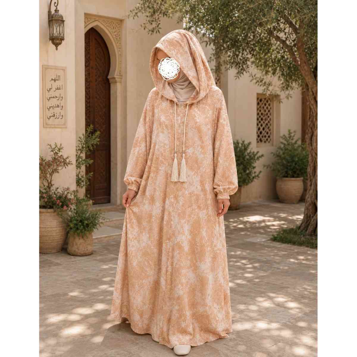 Robe Longue à Capuche & Cordon Tassels Confort et Élégance