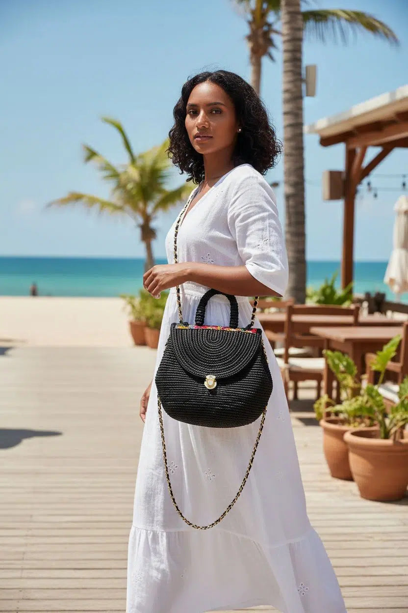 Sac bandoulière en raphia chic pour un style unique et audacieux