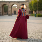 Ensemble femme tendance en couleurs vibrantes pour un style unique