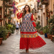 Robe rouge brodée femme longue multicolore chic bohème et élégante