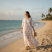 Robe blanche femme broderie rose et dorée, longue bohème chic élégante