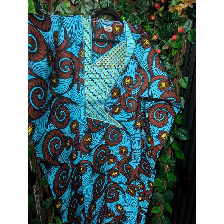 Boubou femme wax bleu brodé élégant grande taille