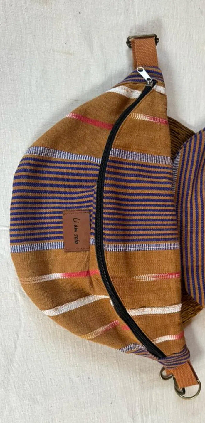 Sac banane marron rayé ajustable en toile coton – Style vintage bohème