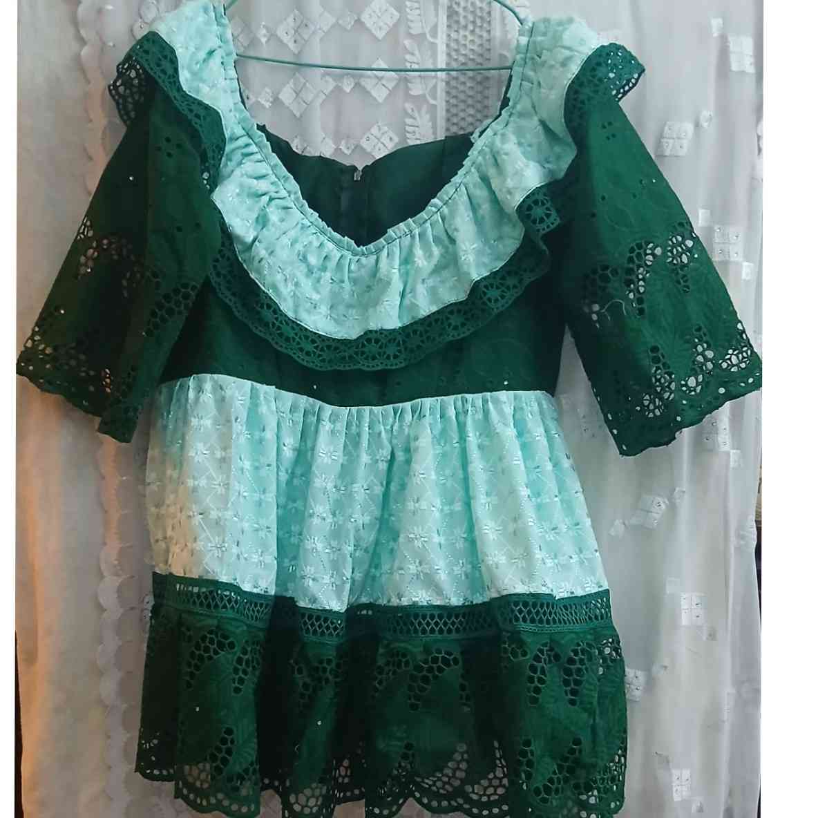 Ensemble jupe et haut femme vert brodé bohème chic dentelle coton léger
