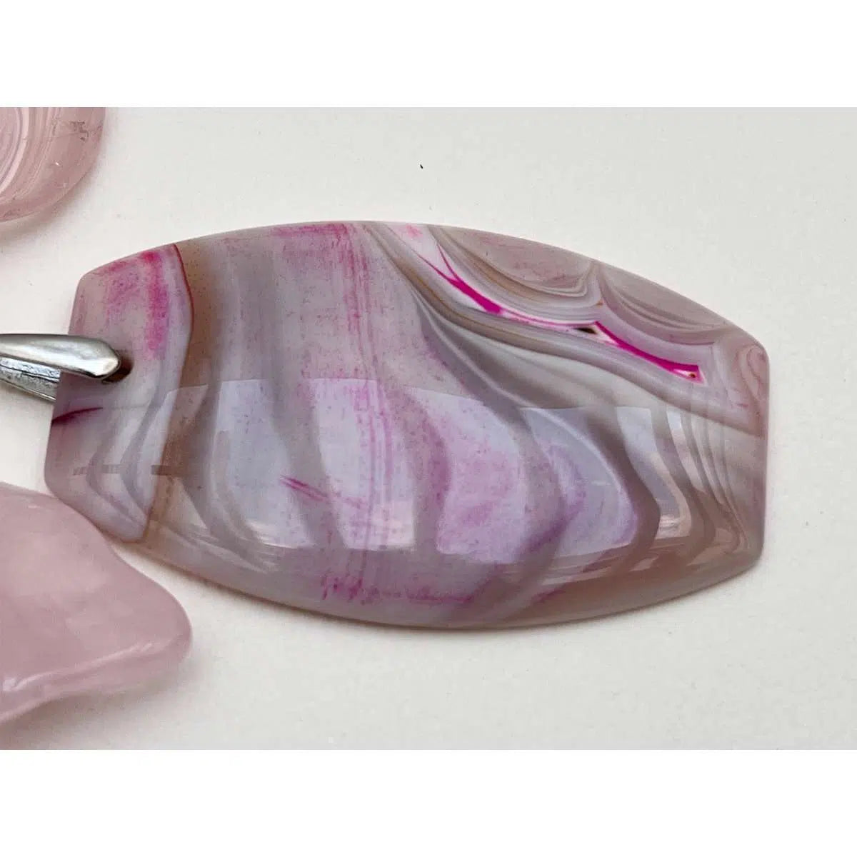 Collier quartz rose femme avec pendentif agate