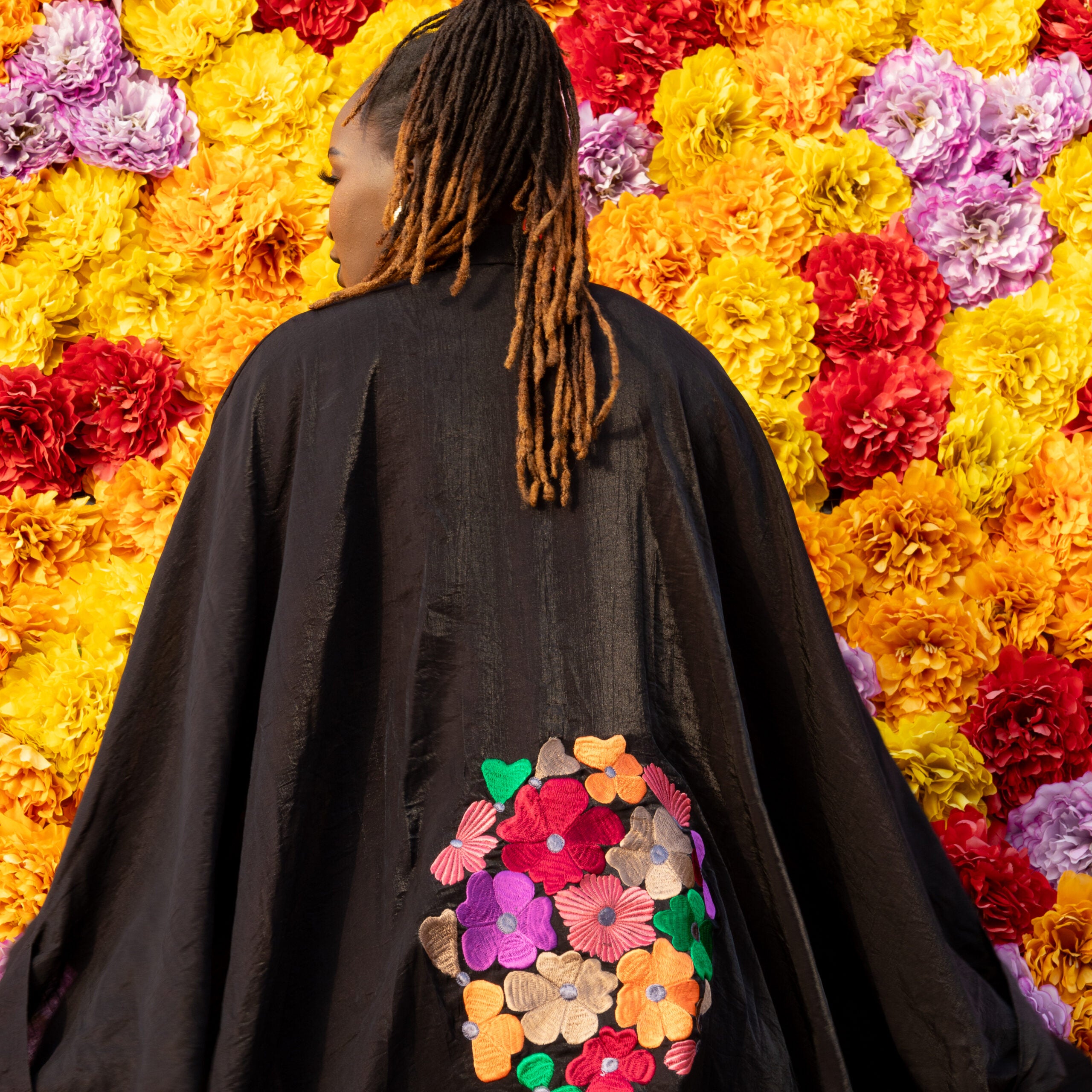 Robe Chemise Longue Chocolat Luxe Flow Élegance Contemporaine