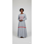 Robe de femme brodé main, élégant coton lin, motif floral rouge