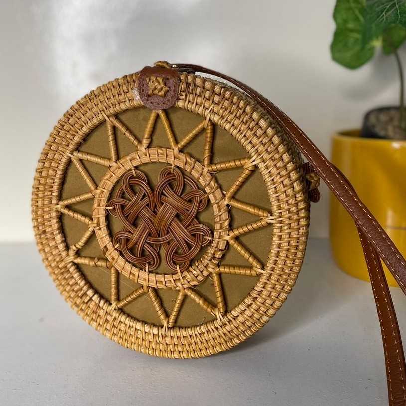 Sac bandoulière rotin fait main bohème chic
