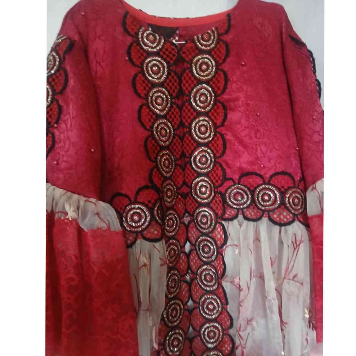 Robe Longue Rouge en Dentelle Brodée pour Femme