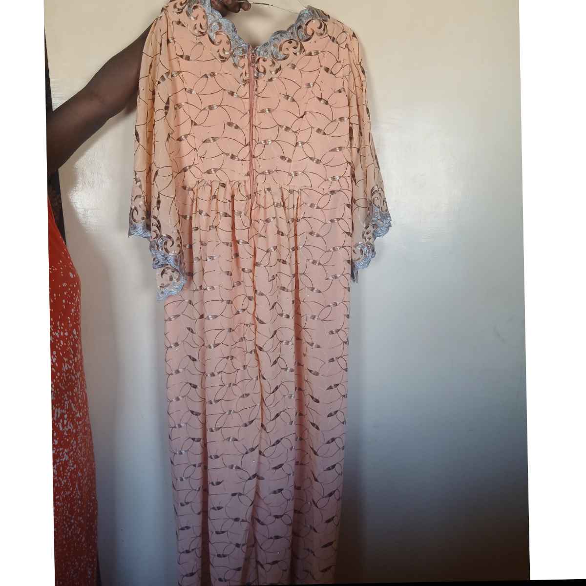 Robe brodée saumon orange femme, longue chic dentelle grise bohème