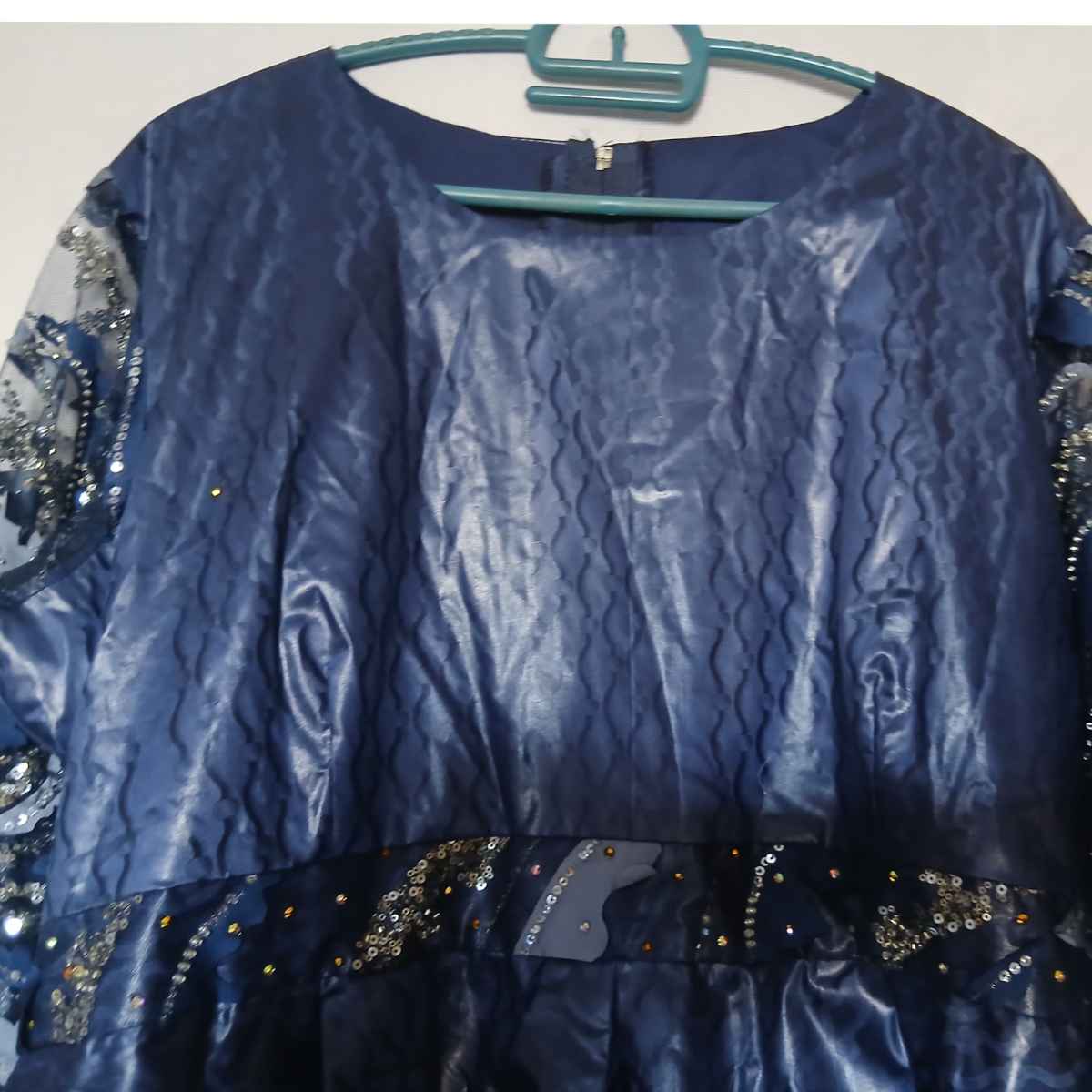 Ensemble Geztner dentelle bleu marine femme élégant soirée ou mariage