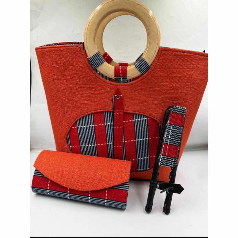 Sac à main noir et blanc motifs géométriques avec portefeuille assorti