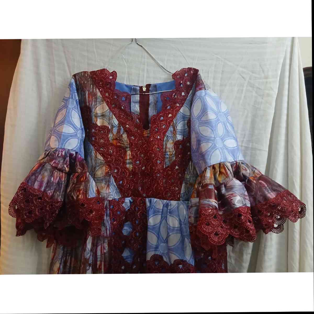 Robe bohème chic femme longue patchwork dentelle bordeaux bleu ethnique