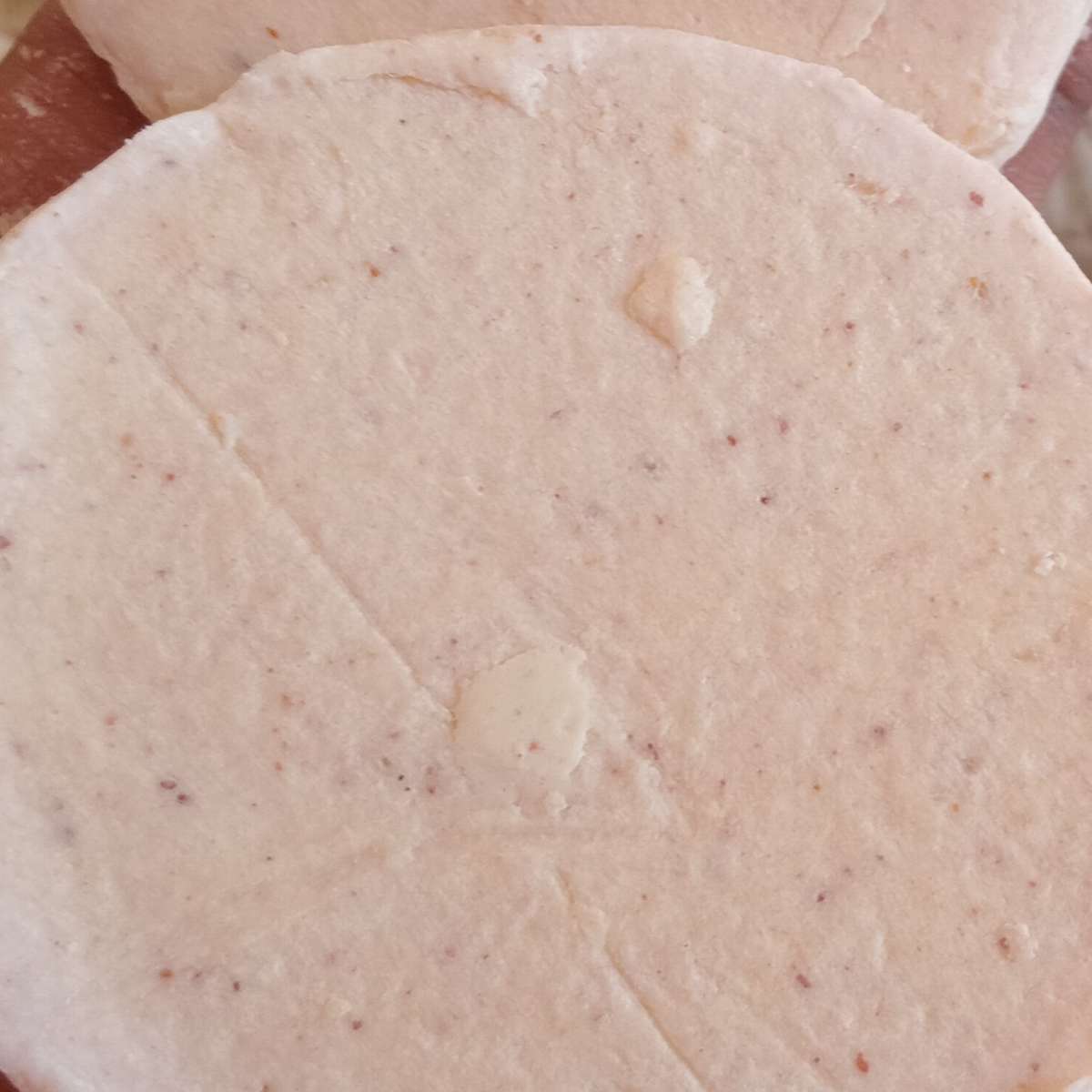 Savon de visage hyper blanchissant gomant au lait de chèvre