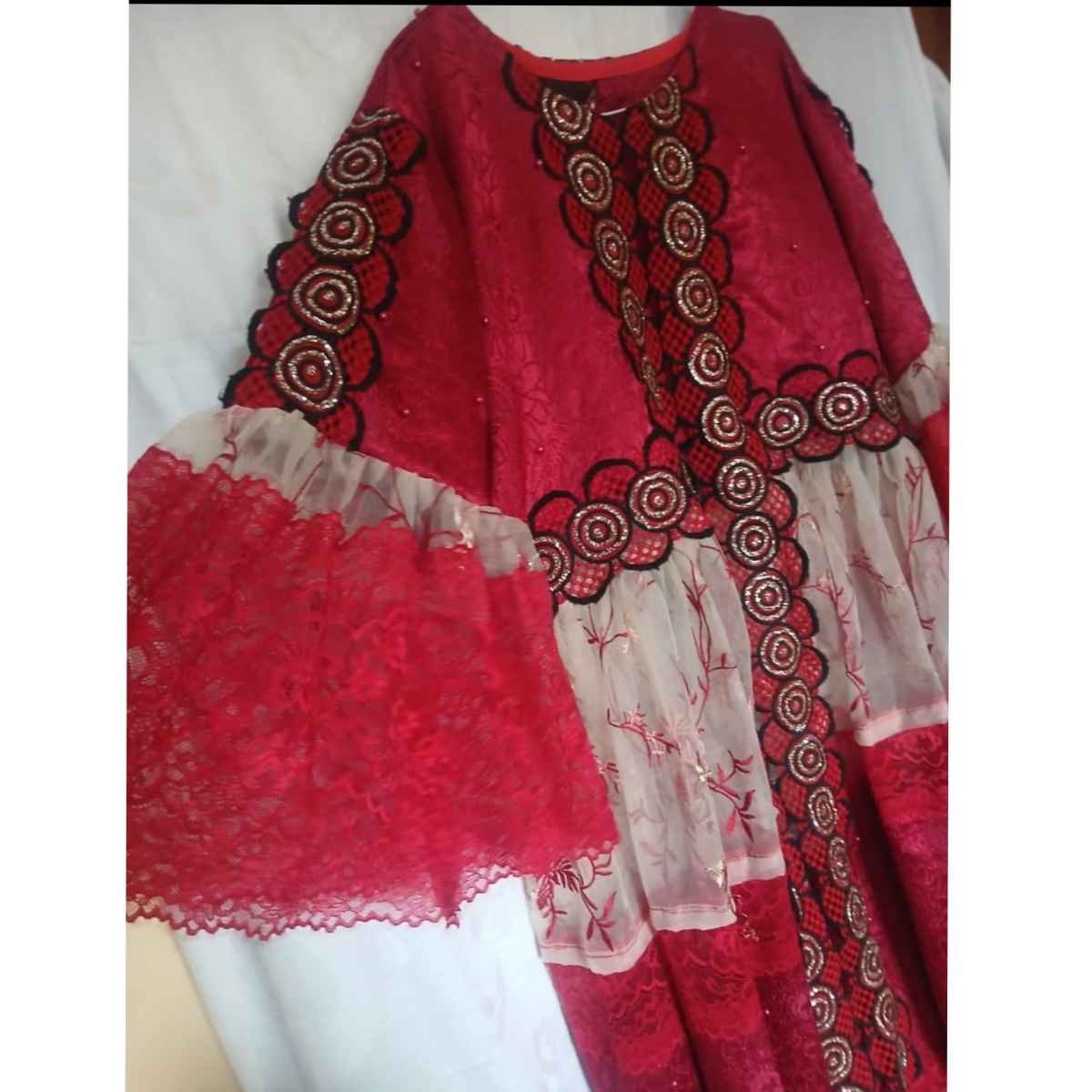 Robe Longue Rouge en Dentelle Brodée pour Femme
