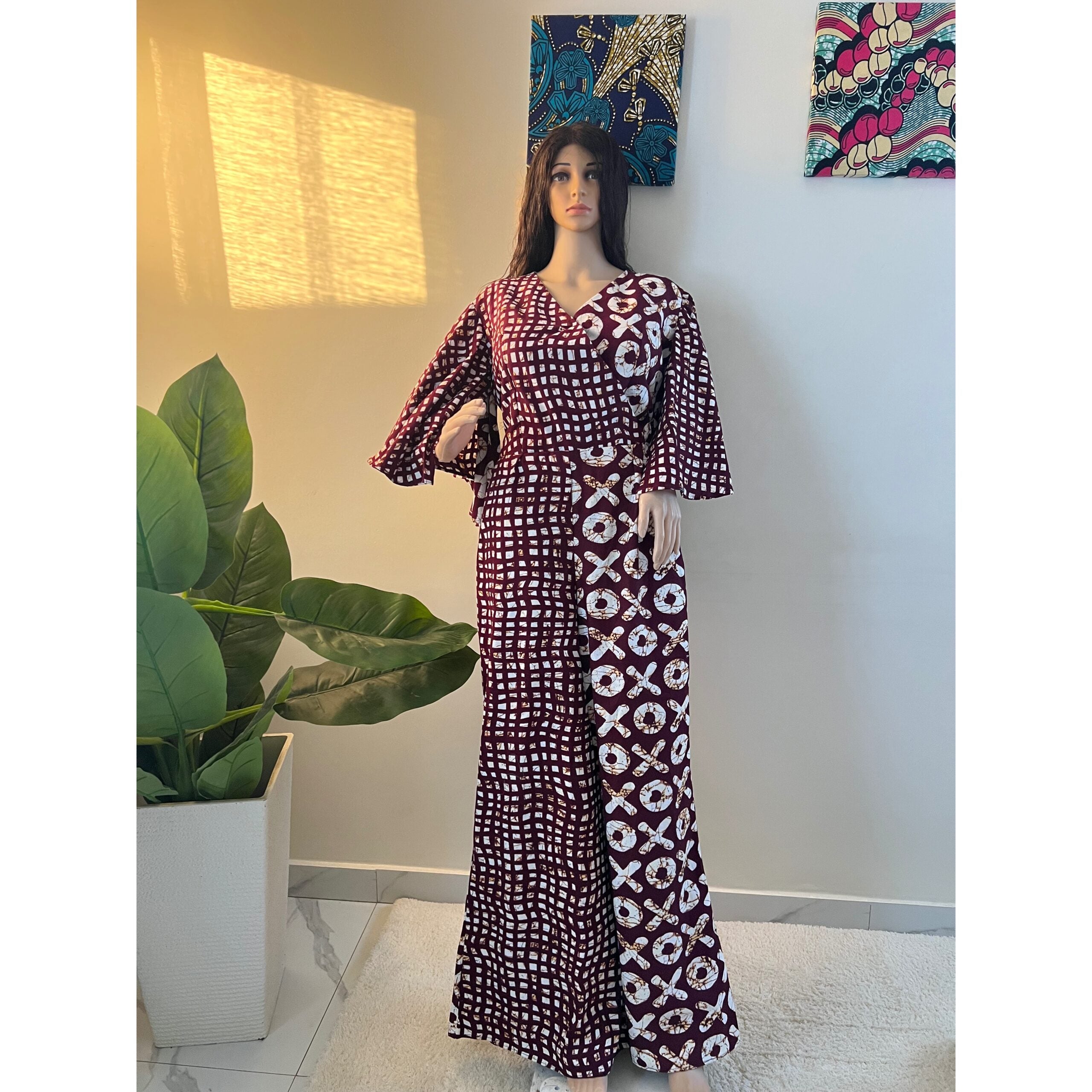 Combinaison femme rouge Bordeaux motifs blancs