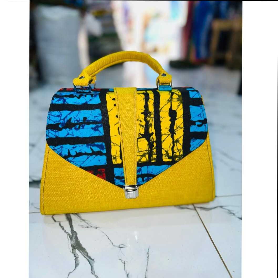 Sac à bandoulière femme bohème chic en toile de jute, orange et beige